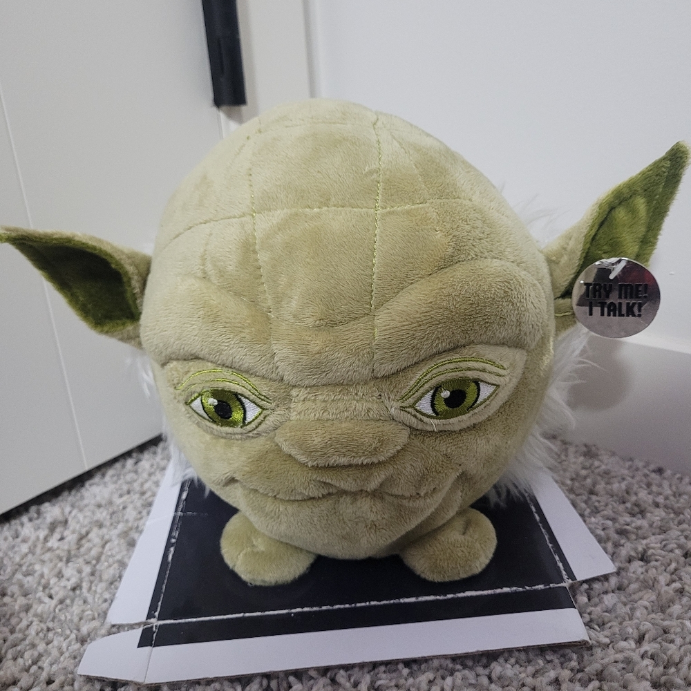 old Yoda talking star wars head.